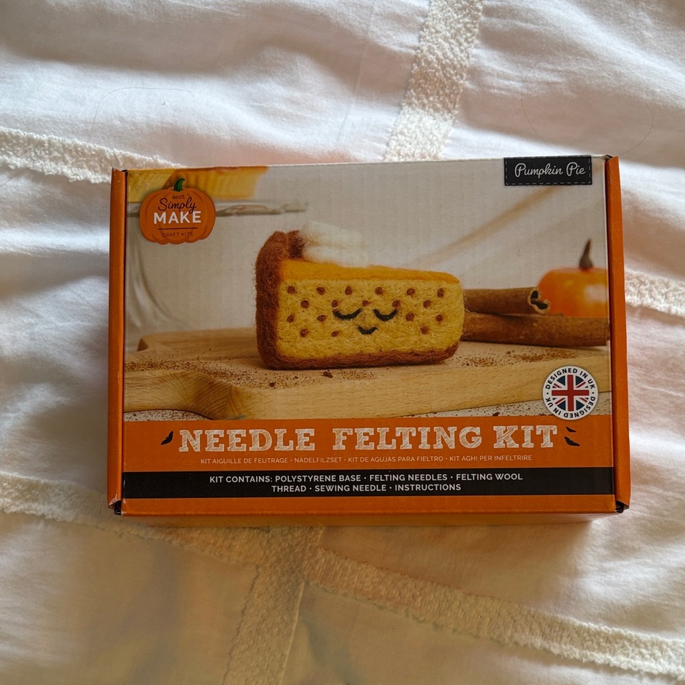Pumpkin Pie Needle Felting Kit